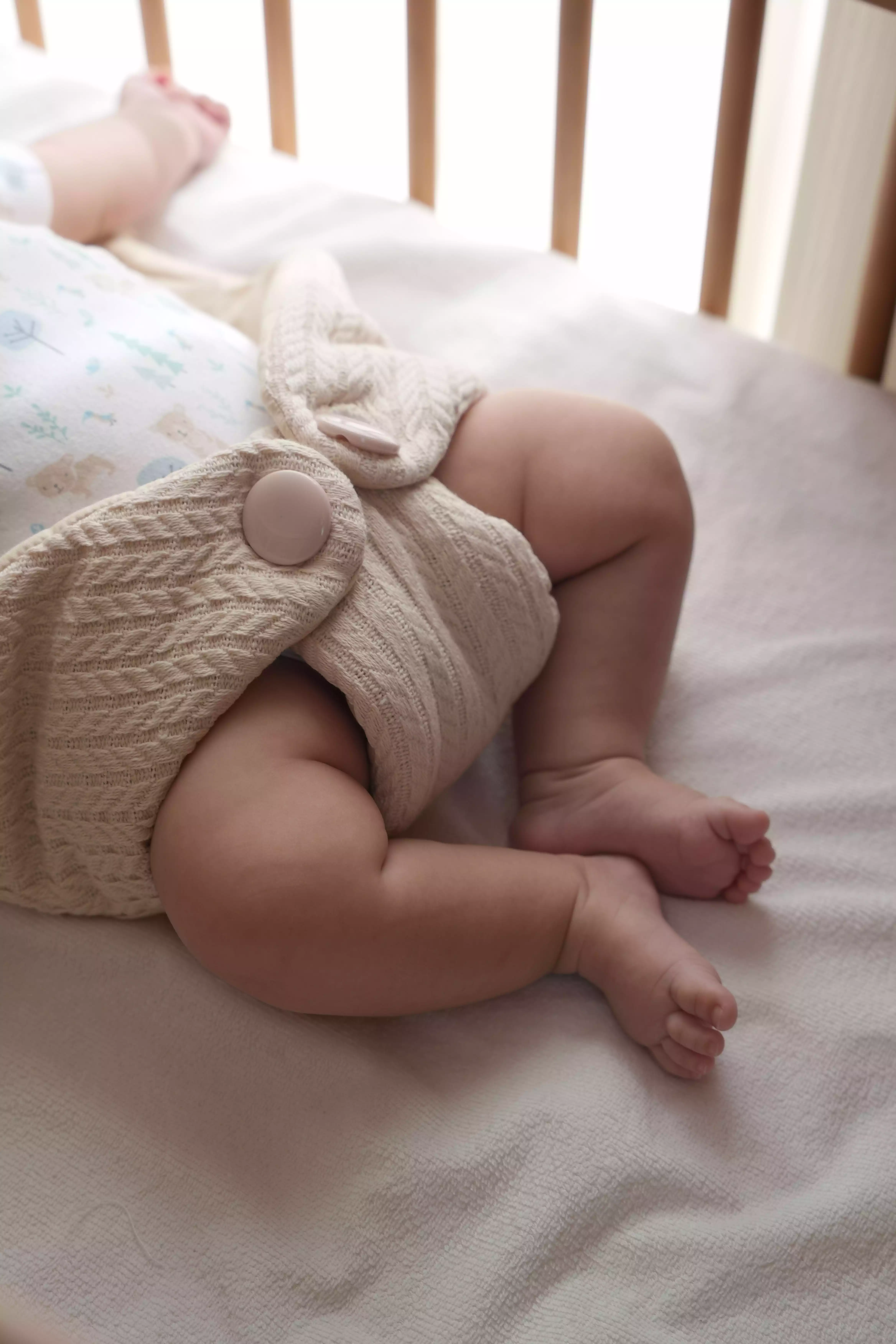 آغوشی پیکه گیس بافت ساده کرم