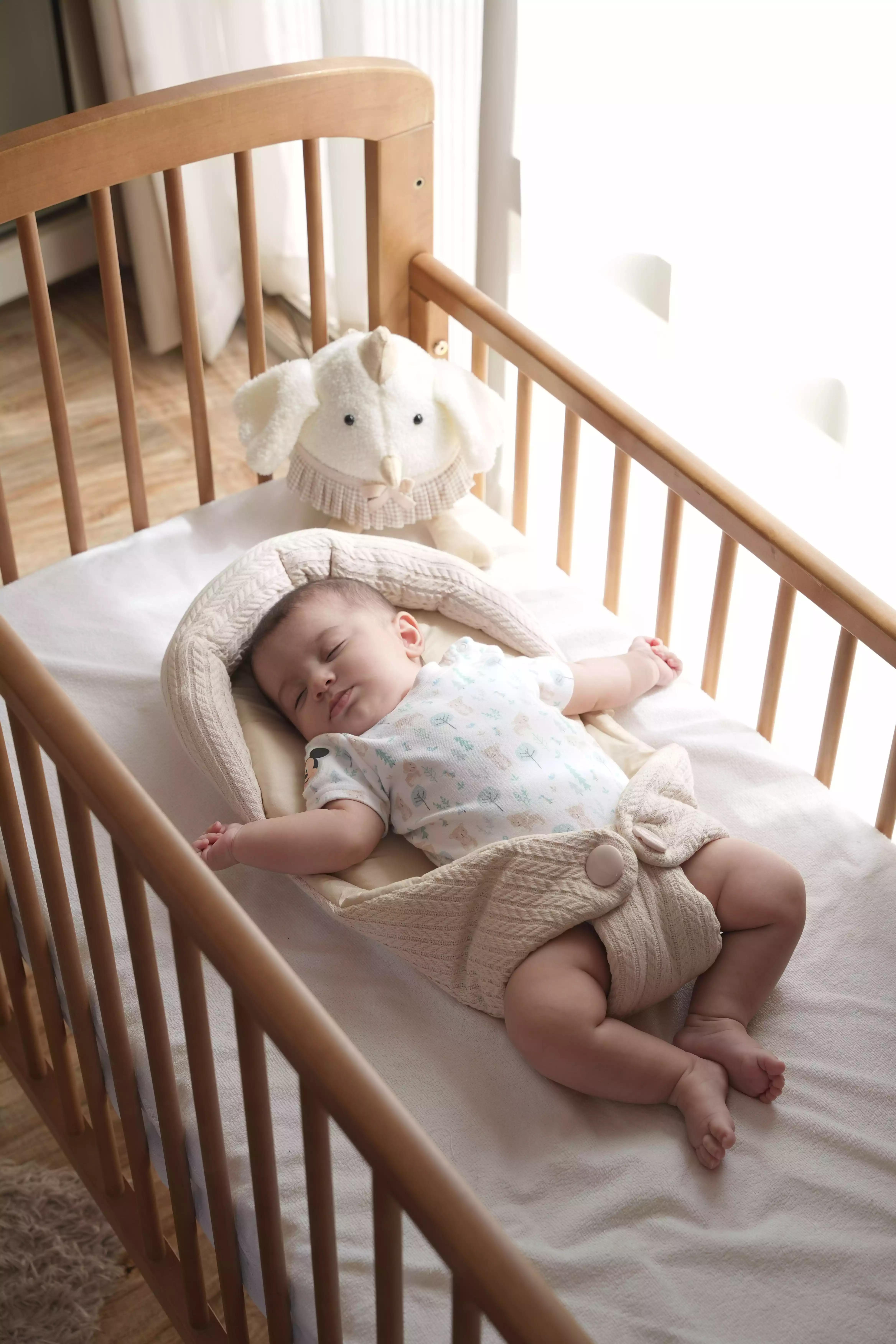 آغوشی پیکه گیس بافت ساده کرم