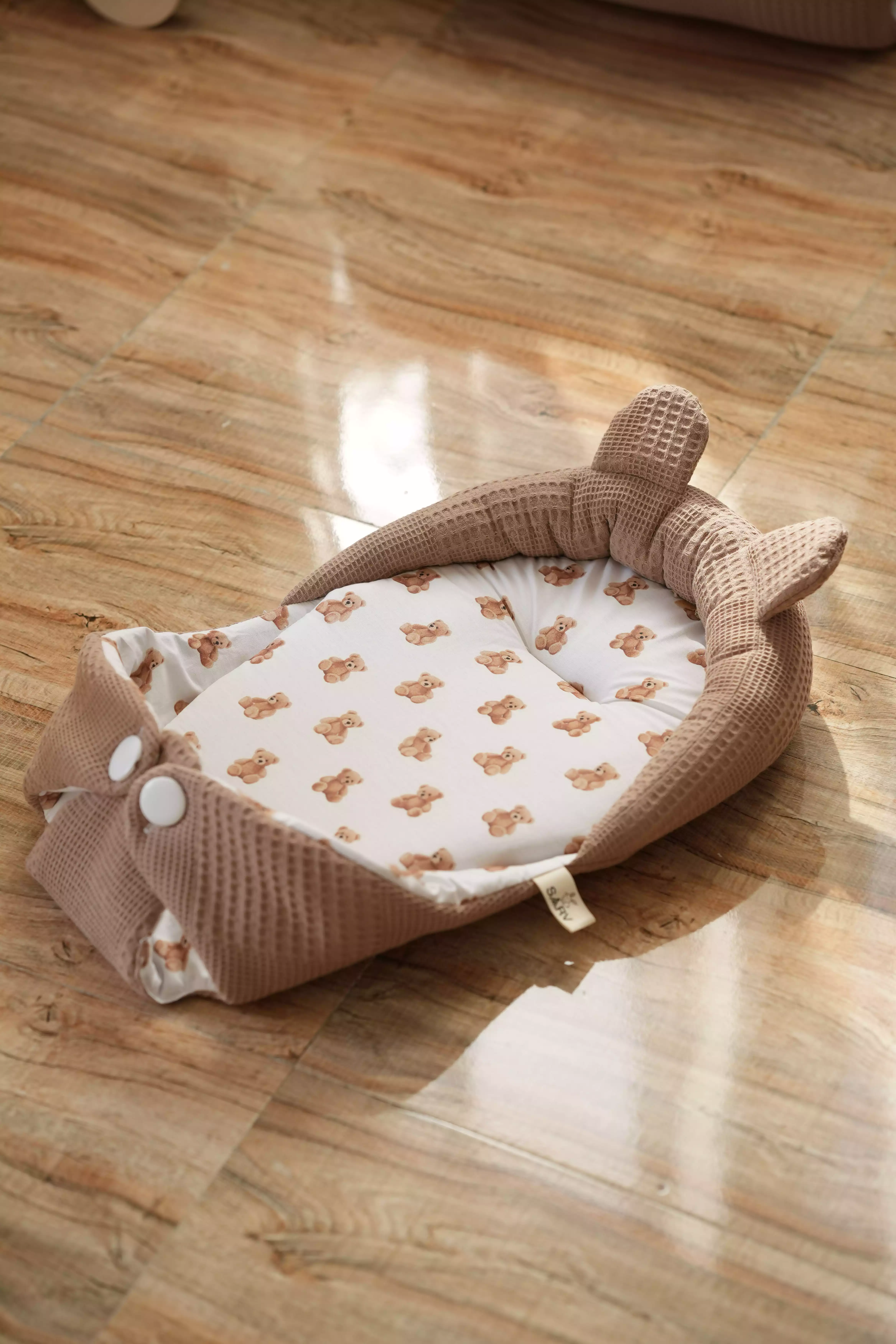 آغوشي  پیکه خرسی شکلاتی